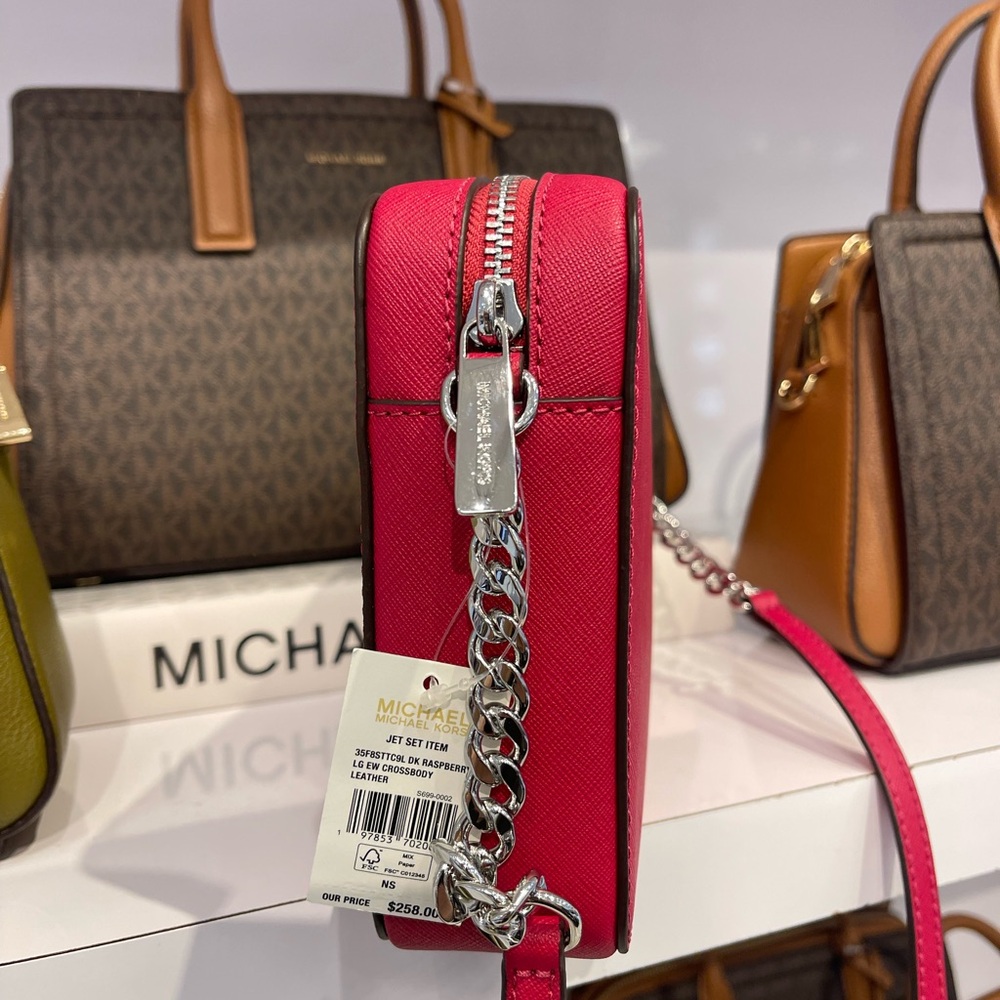 MICHAEL KORS Jet Set Lg Saffiano Leather EWCrossbody Bag East Wes
Dark Raspberry - Picture 15 of 16